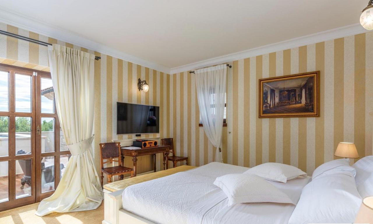 Villa Carolus-Luxurious Istrian Villa Barat  Exterior foto